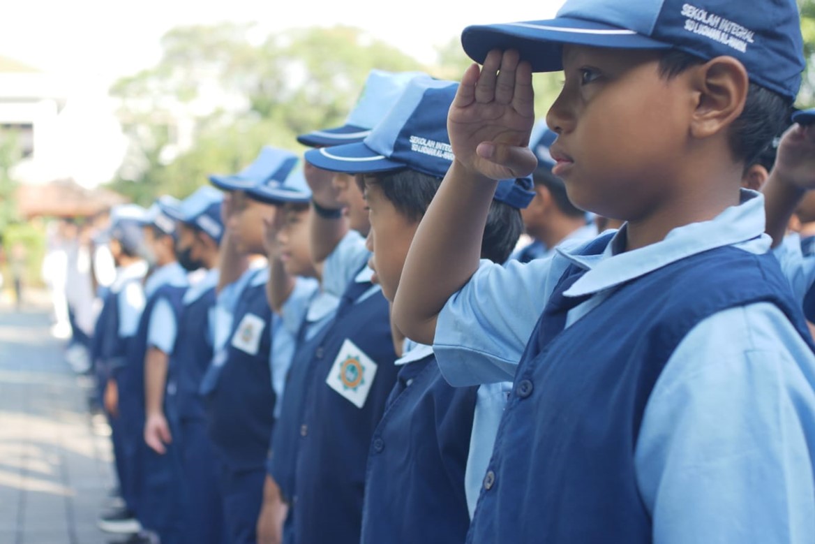 Membangun Generasi Strawberry yang Tangguh