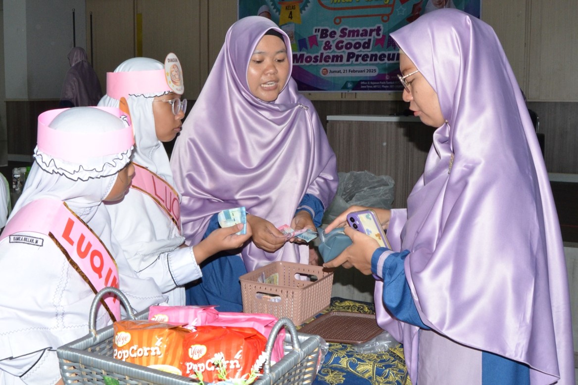 Serunya Belajar Bisnis Sejak Dini Melalui Luqim Mart Day
