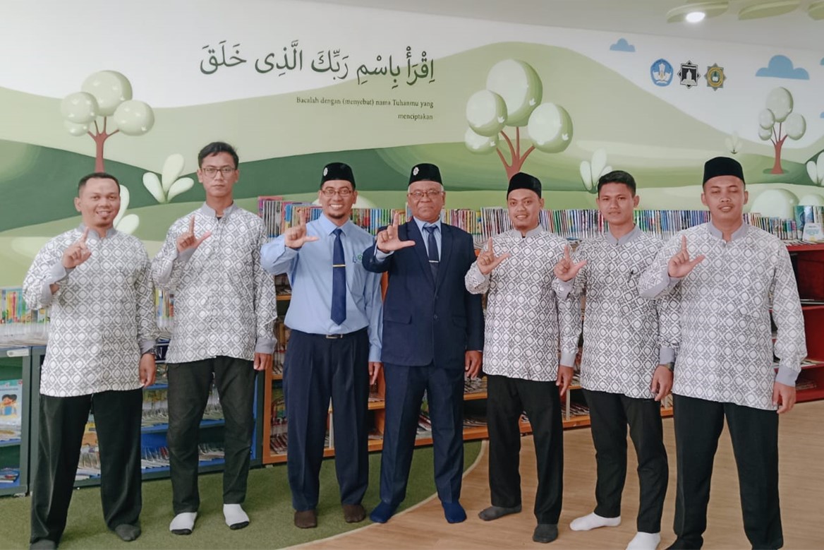 Transformasi Sekolah dan Kepemimpinan Kepala Sekolah di Era Digital