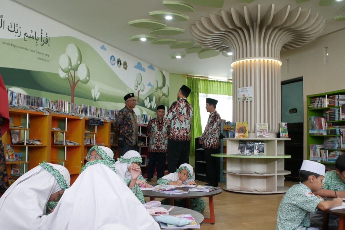 Terima Kunjungan Silaturahim dan Studi Tiru dari Yayasan El-Haq Sidoarjo