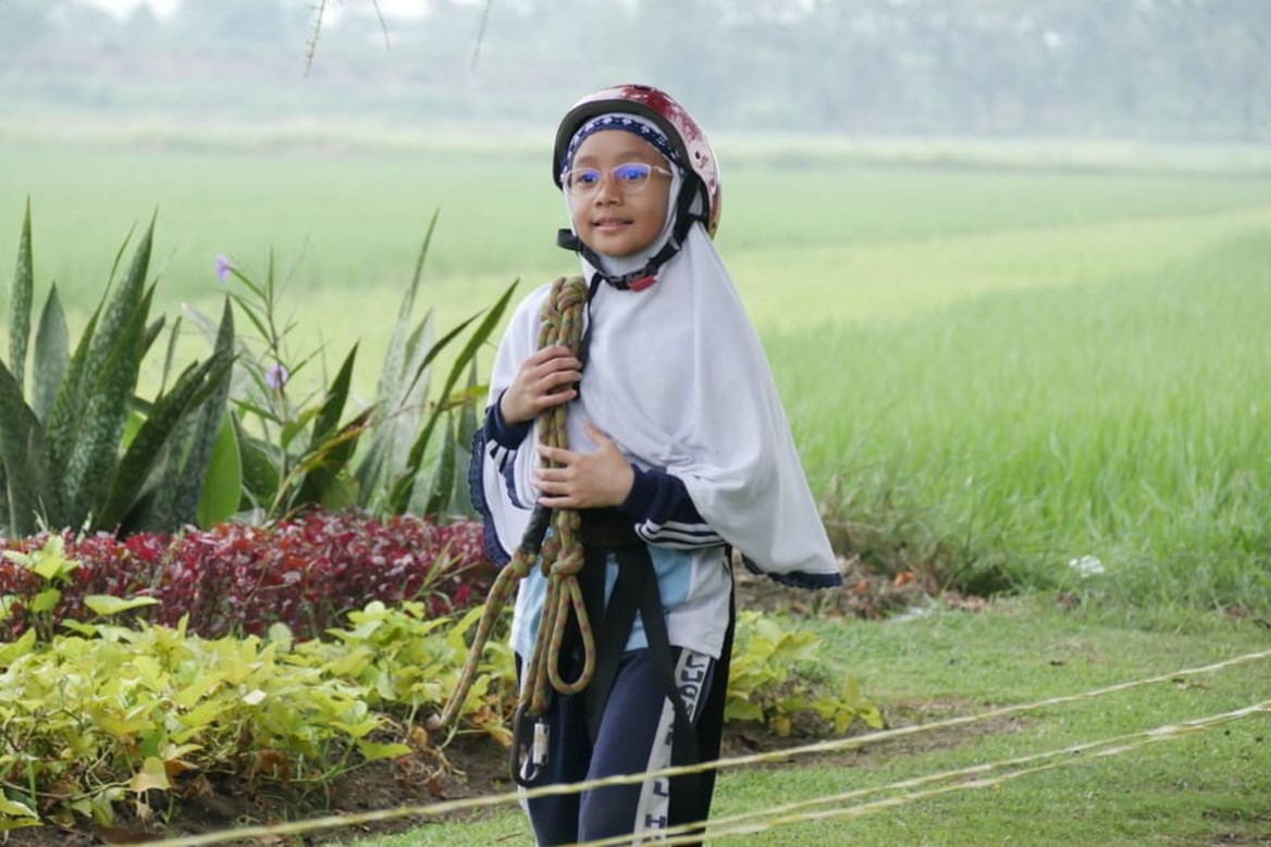 Dari Sekolah ke Rumah : Mengisi Liburan Akhir Semester Anak SD dengan Nilai Tauhid dan Karakter Juara
